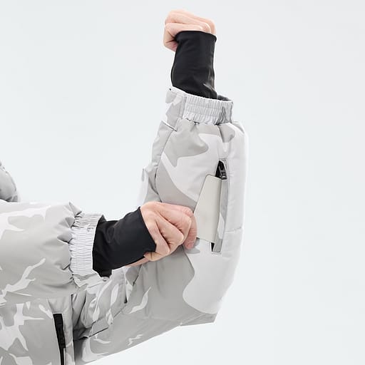 Lift Pass Pocket Main Product Details Image,
