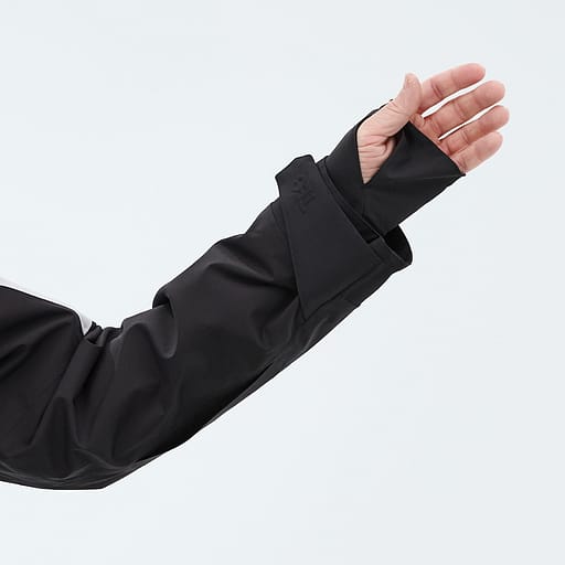 Oversized åbninger på ærmerne