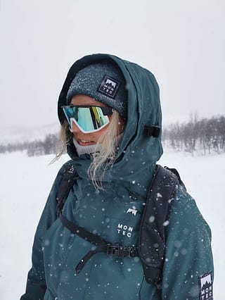 Für Emma bedeutet Skifahren, in der Natur zu sein und sich frei zu fühlen