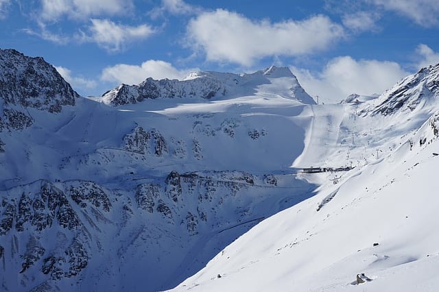 Schwarze Schneid to Gaislachkogl - Sölden, Austria Schwarze Schneid to Gaislachkogl - Sölden, Austria